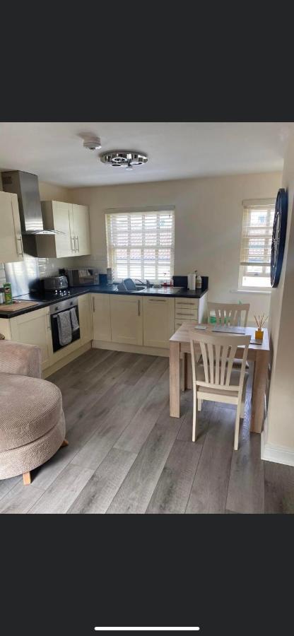 2 Bedroom duplex apartment Bawtry Extérieur photo